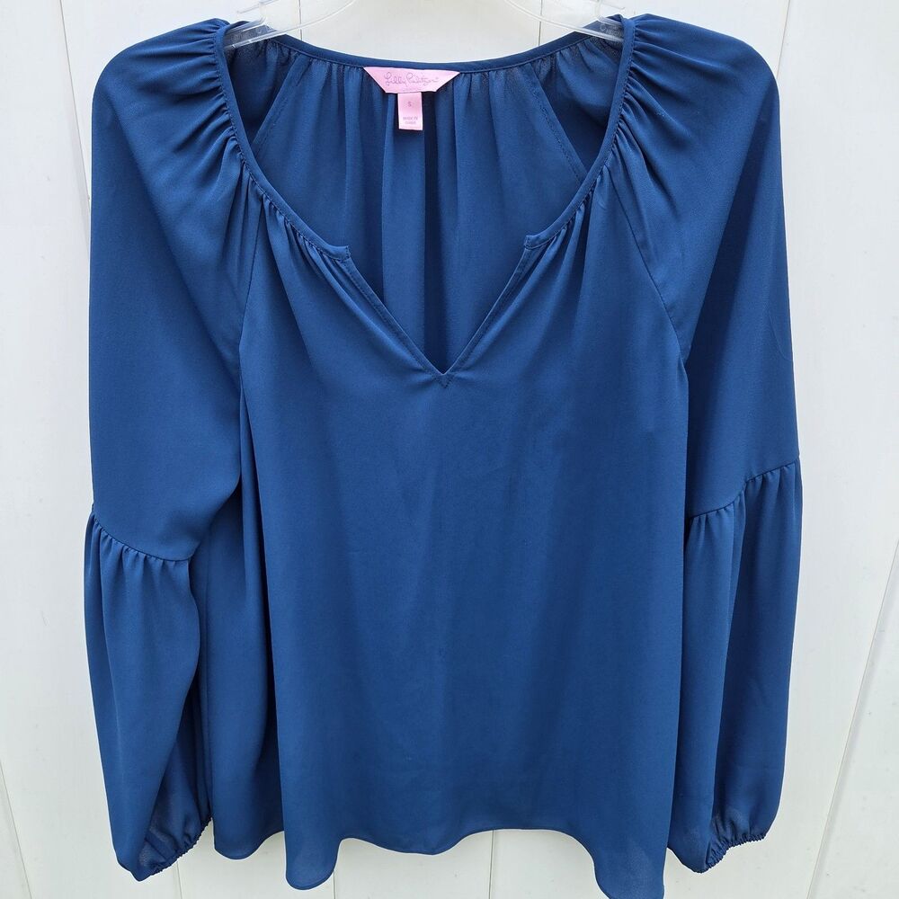 Lilly Pulitzer Size S Blue Charleigh Top Blouse Long Balloon Sleeve Elastic Cuff